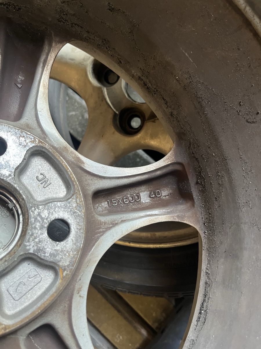 Pneumatici & Ruote complete: 2x Mazda MX 5 15" + 2x 14" – Usato da Würenlos venduto da KLG_3TBs 7