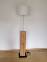 Ständerlampe mit 300-jährigen Altholzbalken, UNIKAT !