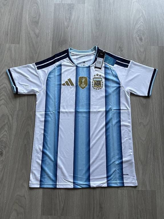 Canottiere & Pantaloni: Argentinien Trikot Neu Gr. L – Usato da Biel/Bienne venduto da Bolagol9