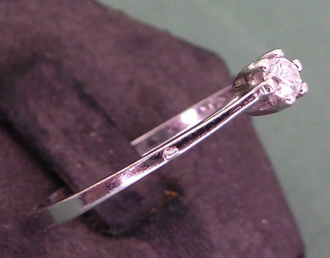 Anelli: Ring 925 Silber mit synthetischem Stein – Usato da Muri AG venduto da silvermouse007 2