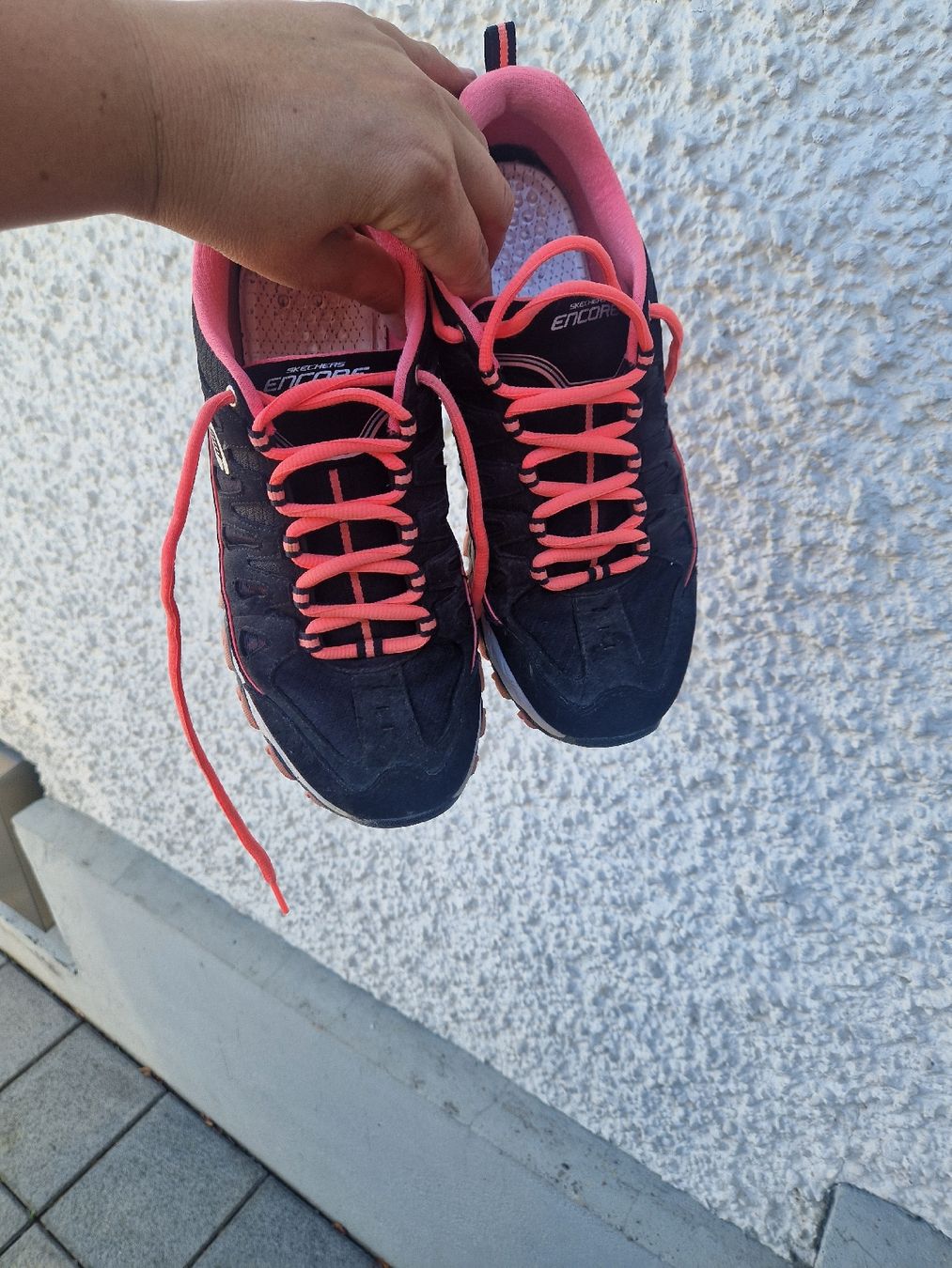 Skechers Scarpe da donna: damen skechers 40 – Usato da Zihlschlacht venduto da Sun25 1