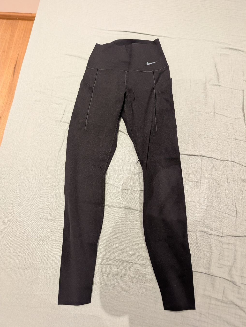 Nike Leggings: Nike Leggings Universa – Nuovo (secondo la descrizione) da Magden venduto da mightykels 3
