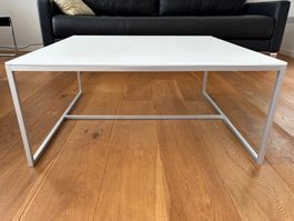 Couchtisch Levo Glasplatte satiniert weiss von Willisau