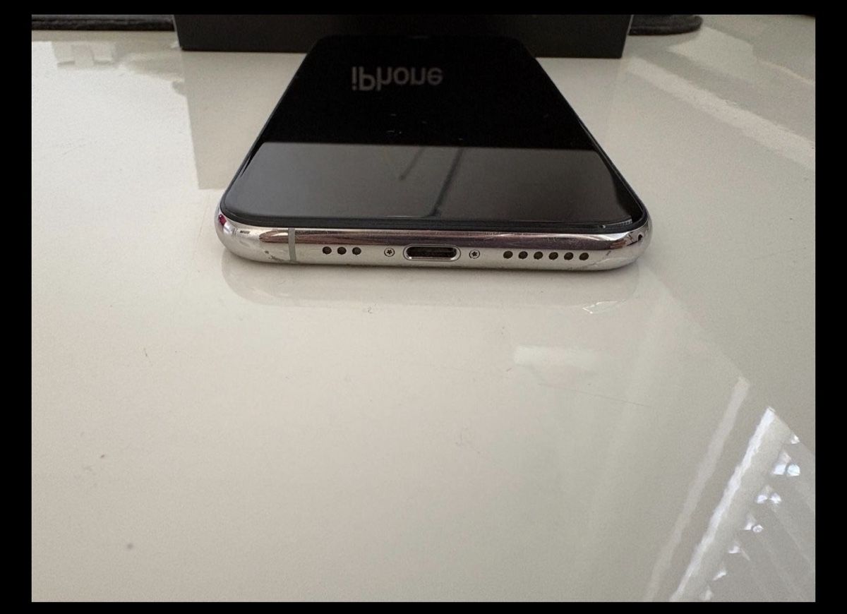 Apple Handys / Smartphones: iPhone 11 Pro 64 GB – Gebraucht aus Spiez von R.Gottsponer 3