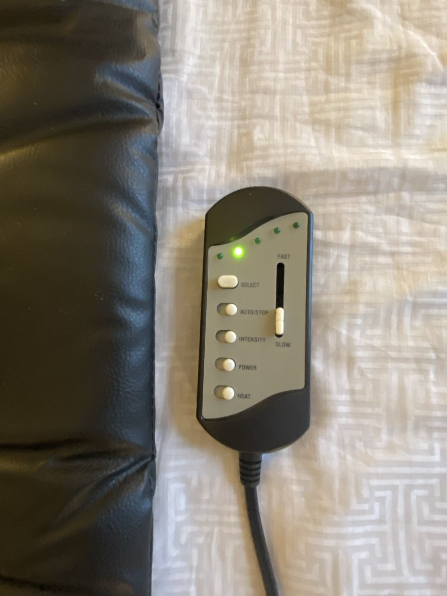 Dispositivi per massaggi: Matelas de Massage Chauffant – Usato da Genève venduto da Oscar-111 1