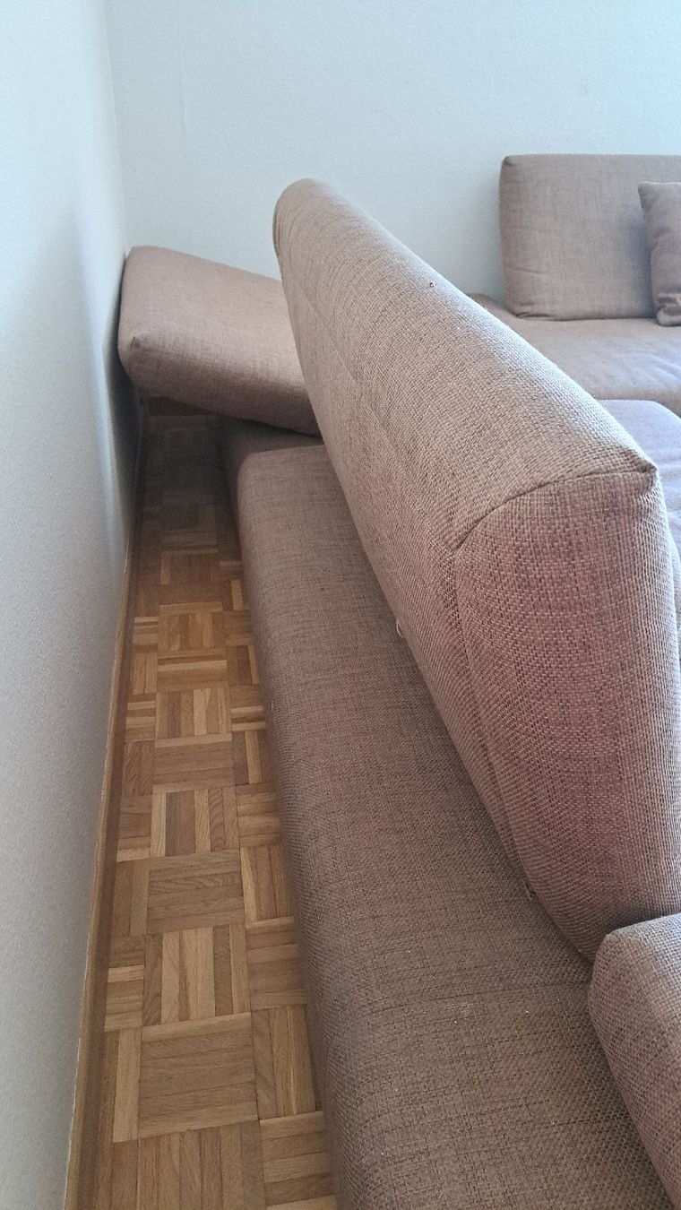 Divani: Modernes, zeitloses Sofa – Usato da Effretikon venduto da Staila09 2