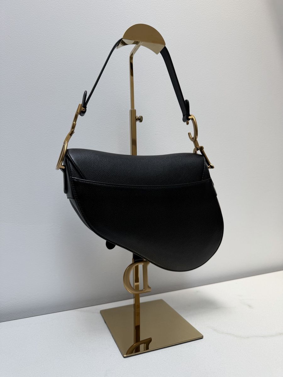Dior Borse da donna: NEW Christian Dior Saddle Bag with Strap – Nuovo e nell'imballaggio originale da Vacallo venduto da kellyyy 1