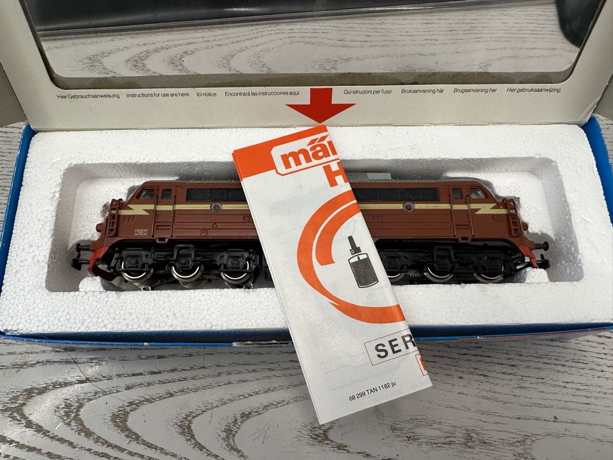 Märklin Modelleisenbahnen: Märklin 3143 NSB Br Di 3 mfx digital – Gebraucht aus Lupsingen von New-Haven 6