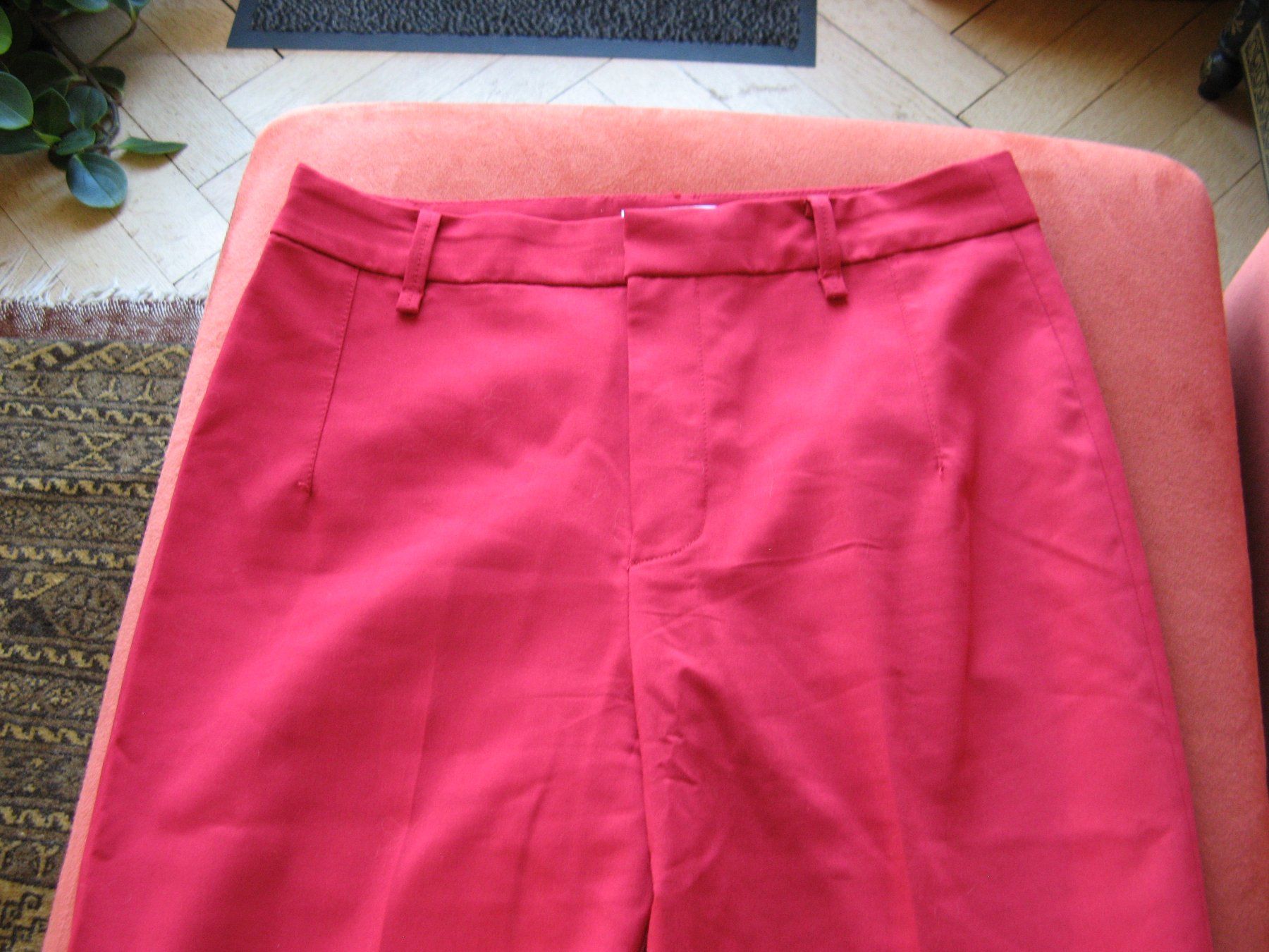 Mango Hosen: rote Hose Gr. 38 Mango – Gebraucht aus Zürich von apil 7