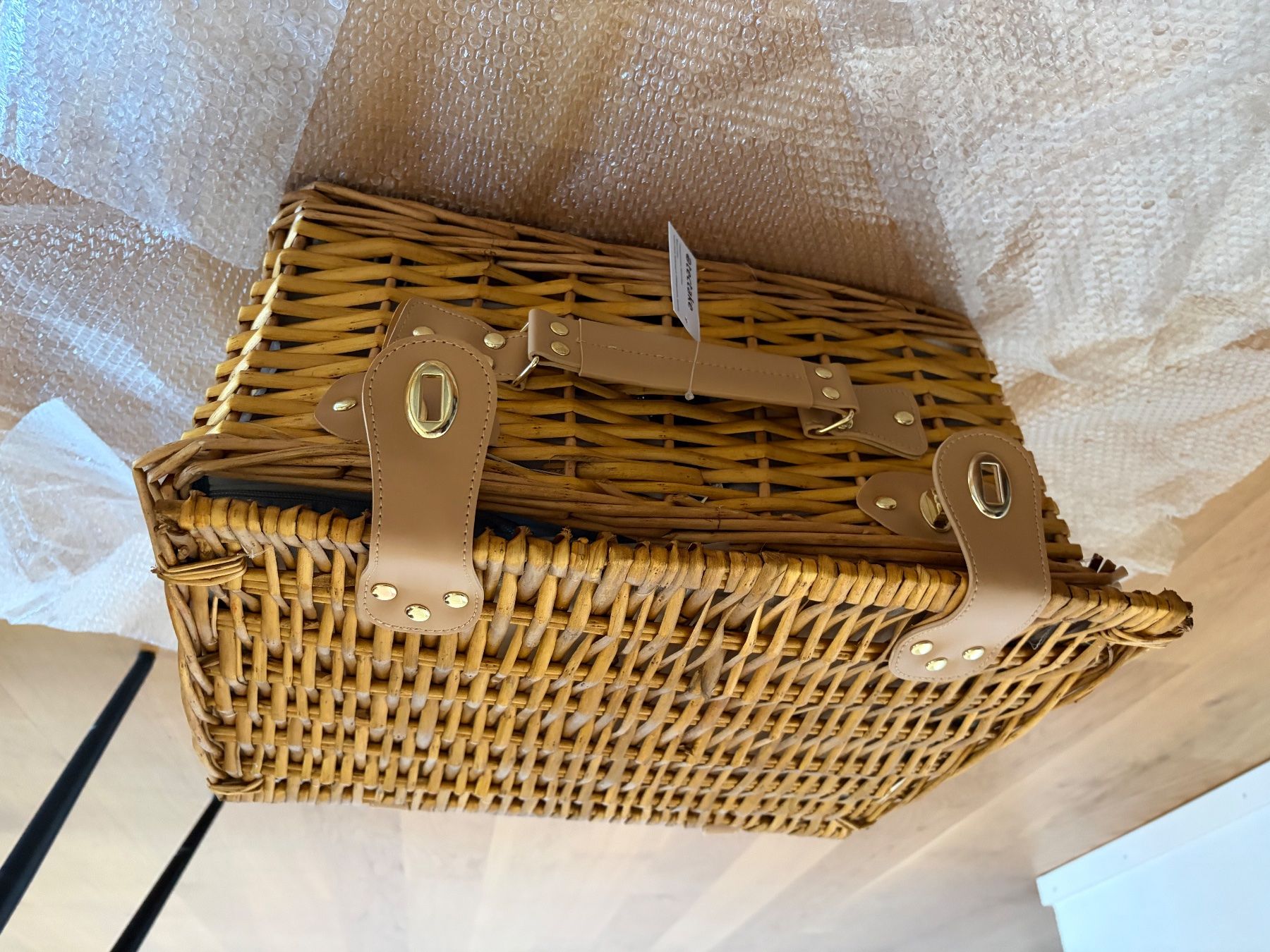 Autres articles pour la maison: Picknickkorb 4 Pers. – Neuf avec emballage d'origine à Winterthur par tob_py88 1