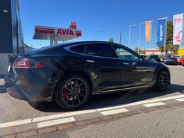 4x Felgen mit Sommerreifen 245 /45 R19