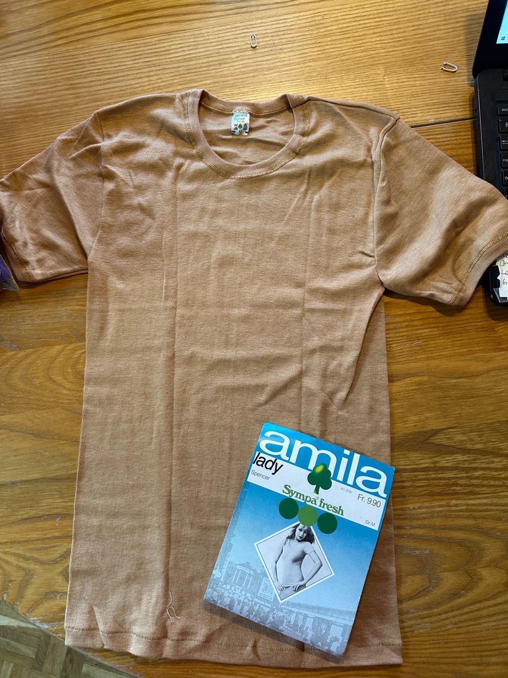 T-shirt: Spencer – Nuovo e nell'imballaggio originale da Balsthal venduto da dasesaro