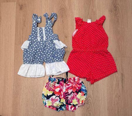 Babykleider Kleider + Röckli Mädchen 0-1 J.