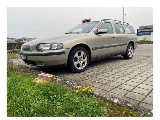 Volvo V 70 2.5T AWD