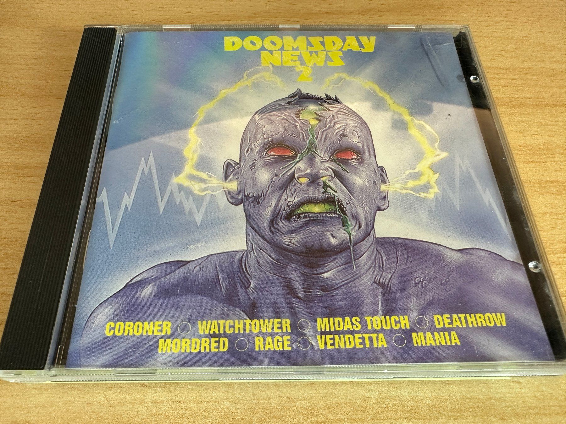CD: Various – Doomsday News 2 – Usato da Rikon im Tösstal venduto da Alpenmutz
