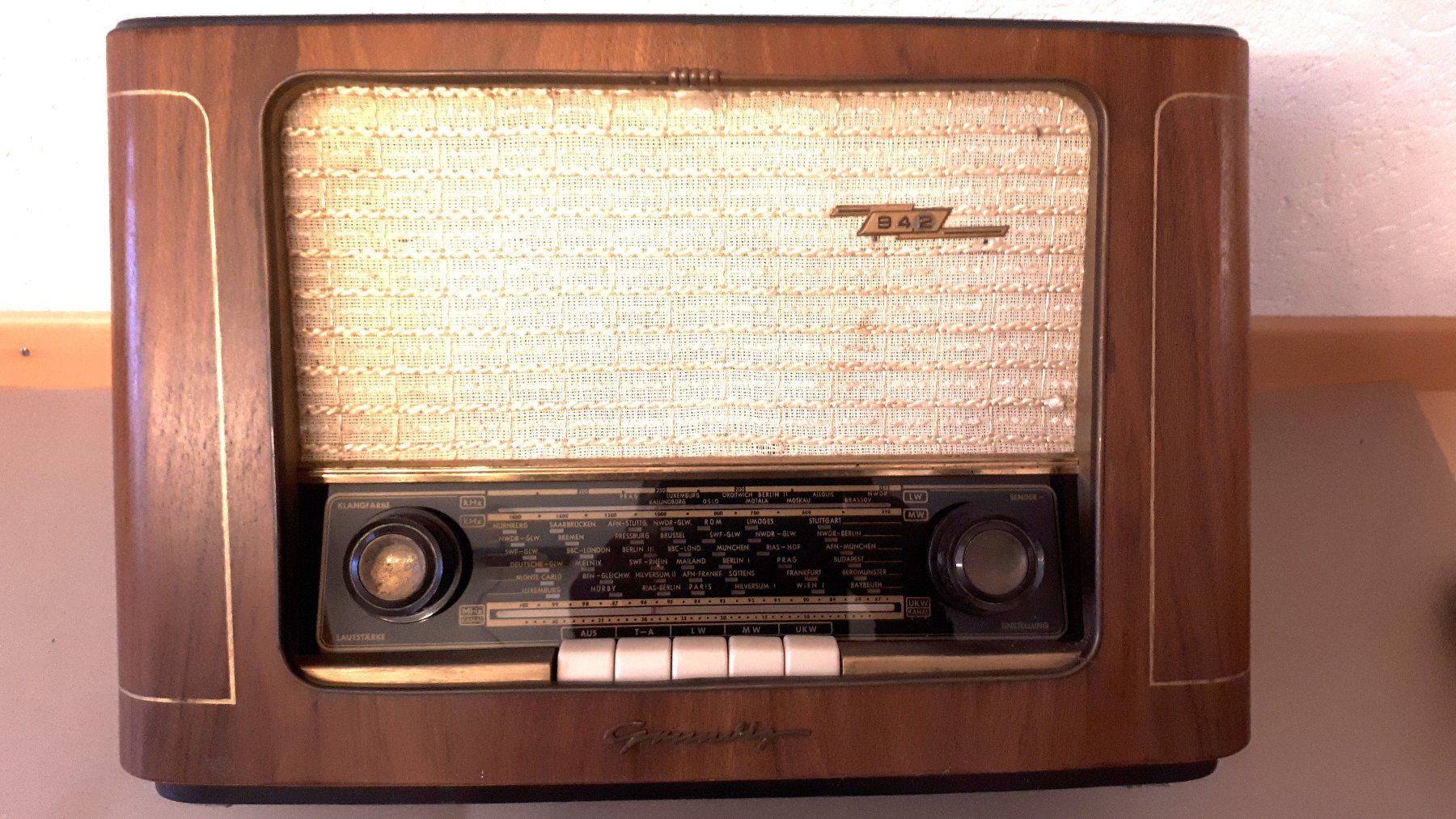 Grundig Radio: Röhrenradio Grundig 942W – Usato da Madiswil venduto da 20gls