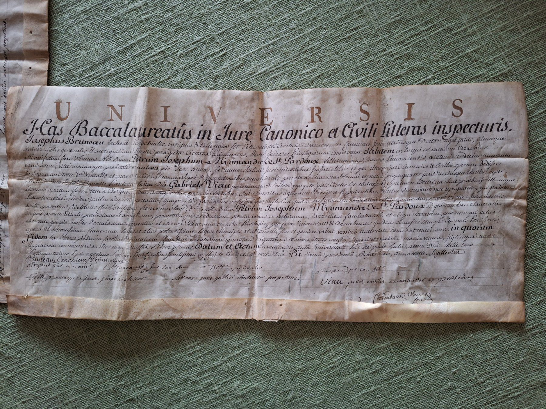 Documenti: PARCHEMIN (2 peaux) – Usato da Bevaix venduto da bohrap 1