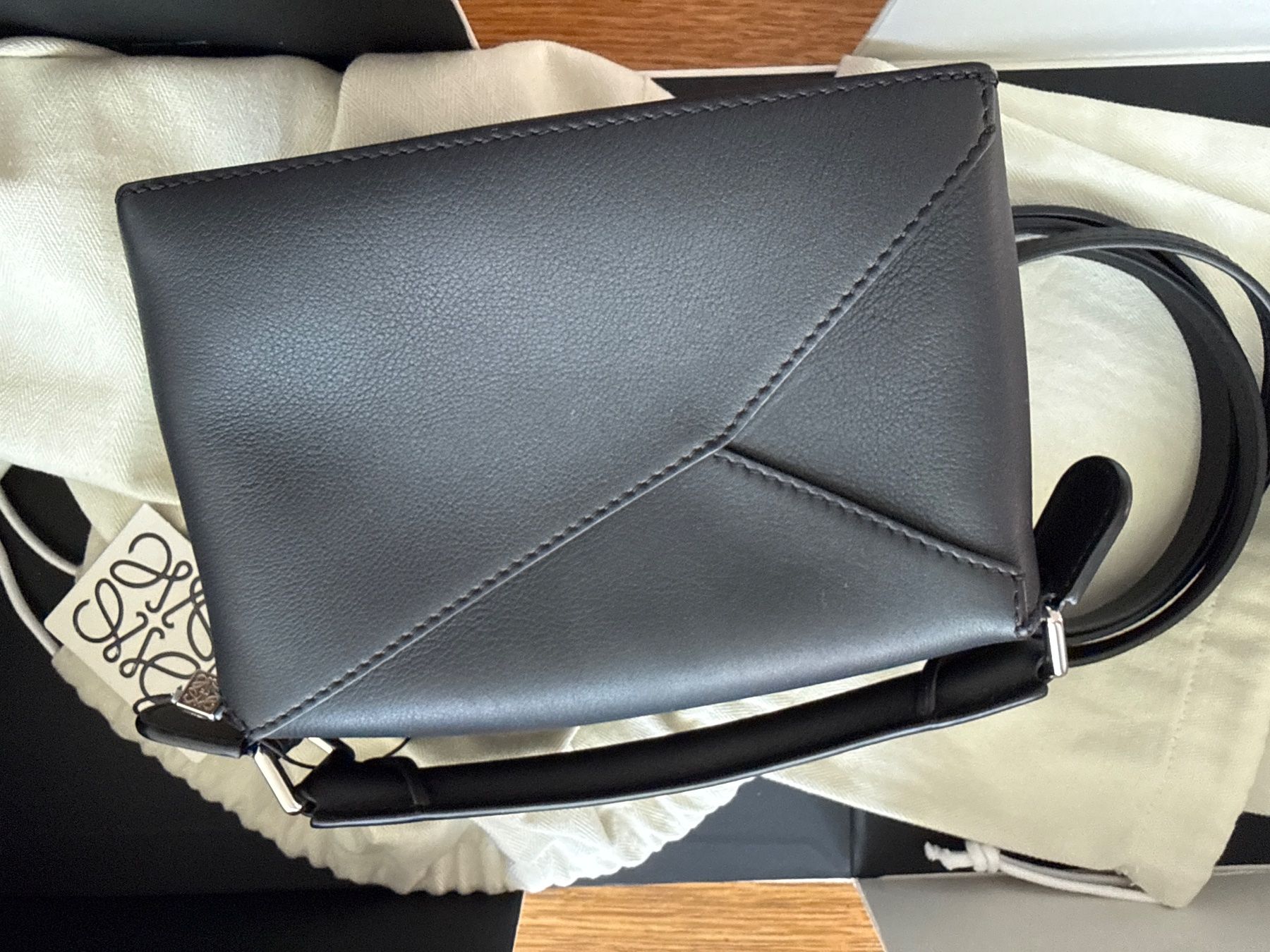 Loewe Borse da donna: Loewe Puzzle Bag Mini - NEW – Nuovo e nell'imballaggio originale da Adliswil venduto da Sale12 7