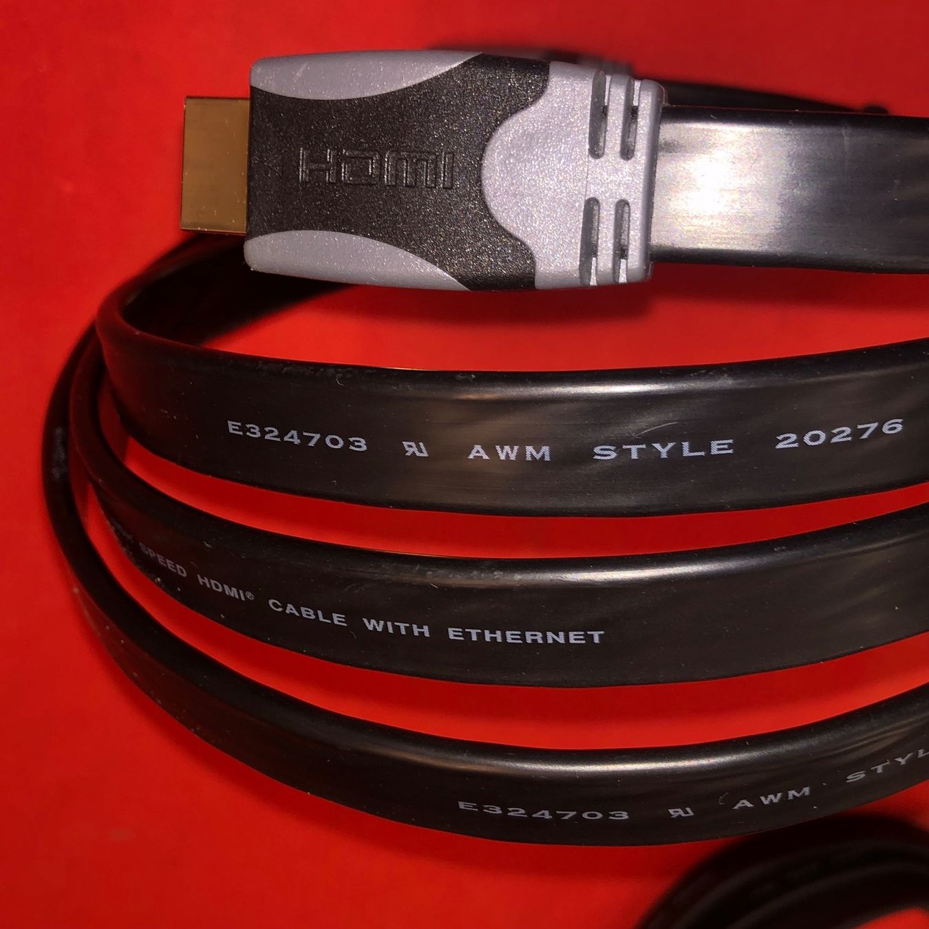 Cavi: 2 HDMI-Kabel flach – Usato da Neerach venduto da Arbimus 1