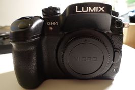 Panasonic Lumix GH4 Kamera BODY & Zubehör (817 Auslösungen)