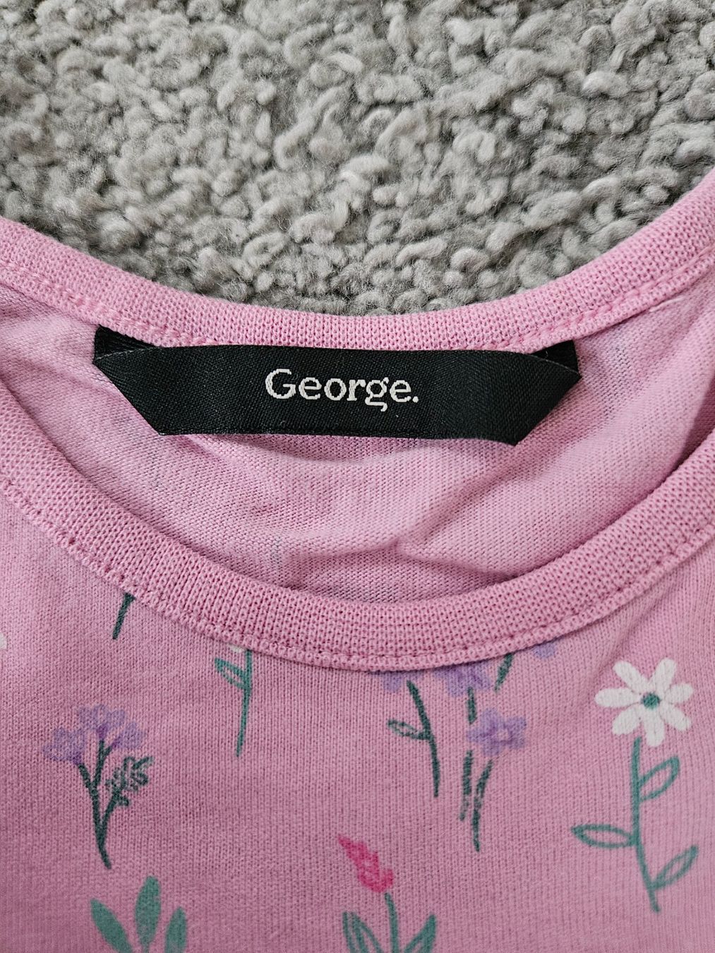 George Rech Vestiti & Gonne: Kleid, rosa mit Blumenmuster, Grösse 104 – Nuovo (secondo la descrizione) da Häfelfingen venduto da Selivia 1