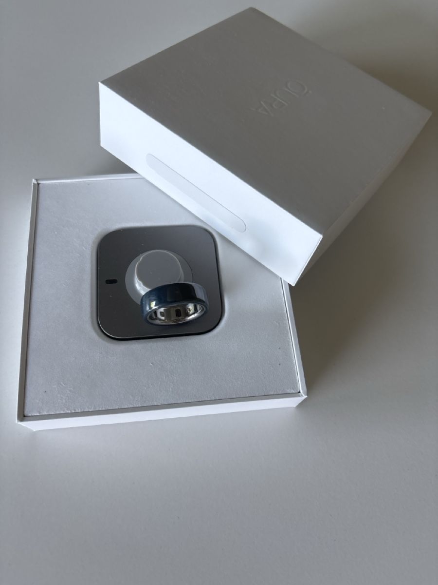 Oura Ringe: Oura Ring Gen 4  ceramic blue midnight  Size 9 with Charger – Neu (gemäss Beschreibung) aus Comano von Chiara0902 1