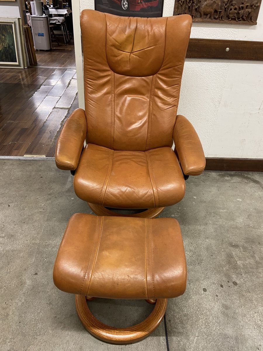 Sessel: Stressless Relaxsessel mit Hocker cognacfarbenes Leder – Gebraucht aus Dietikon von brocki-eyra 4