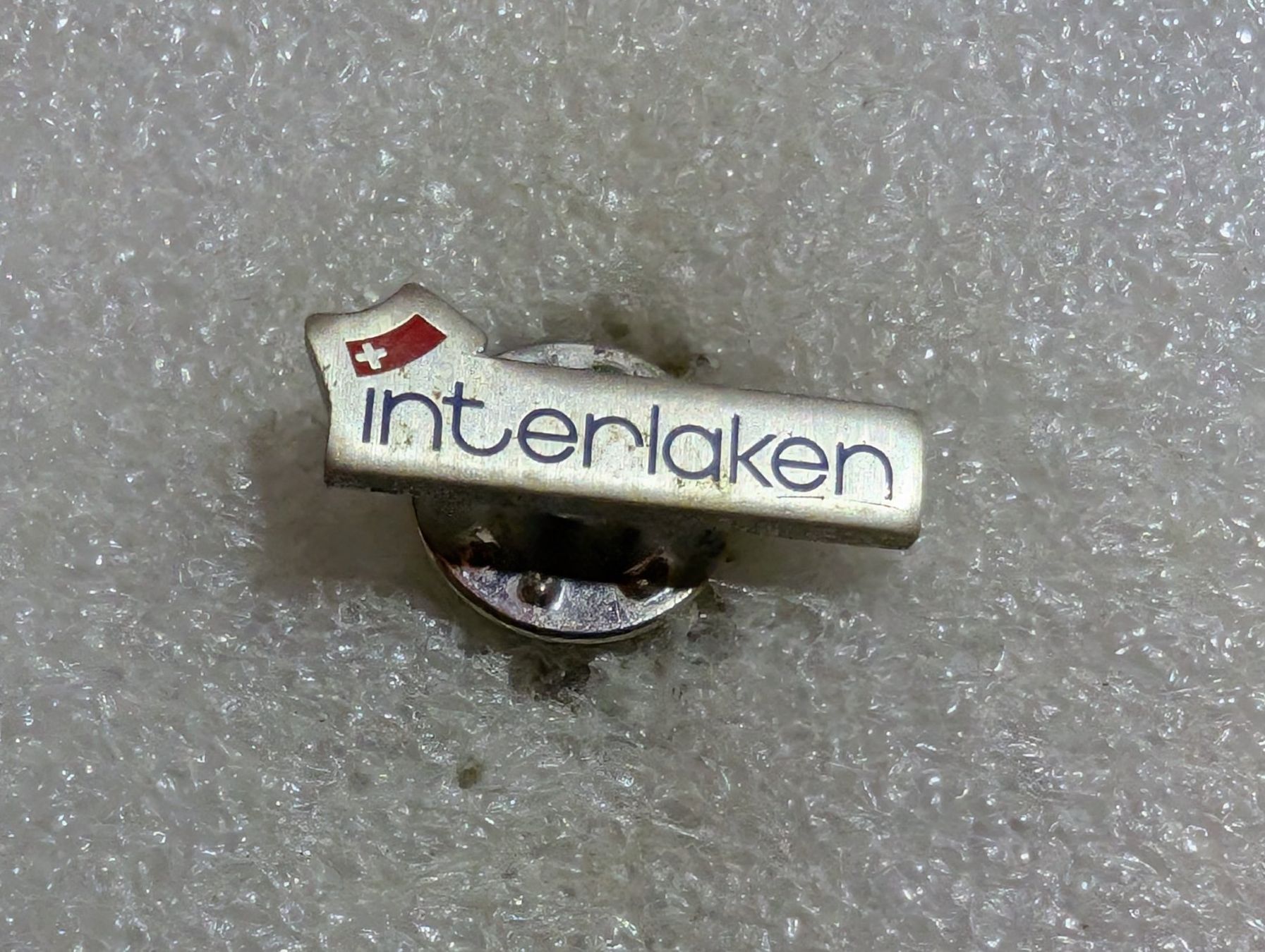 Plaquettes & Badges: Ansteckpin 196: Interlaken – D'occasion à Oppligen par Pin-Fall-Shop