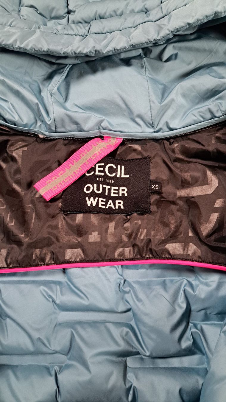Cecil Jacken: CECIL Winterjacke eisblau – Gebraucht aus Gommiswald von pm6_56ws 3