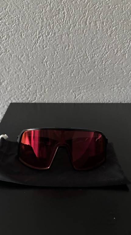 Occhiali & Lenti:  Oakley Sutro S  – Usato da Gränichen venduto da joe_z6tz