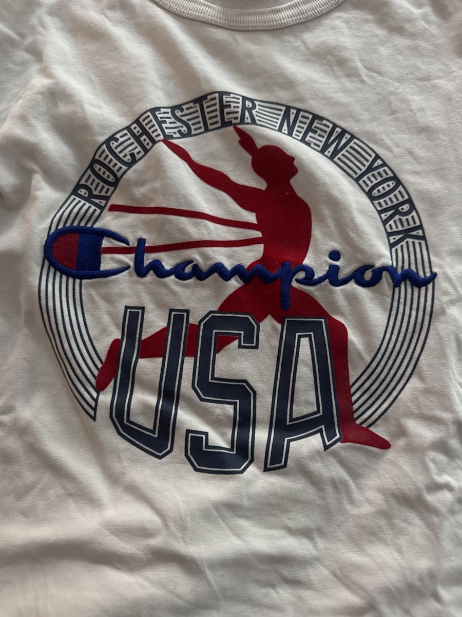 Champion T-shirt: Champion T-Shirt,Grösse M – Usato da Visp venduto da Pastis 4