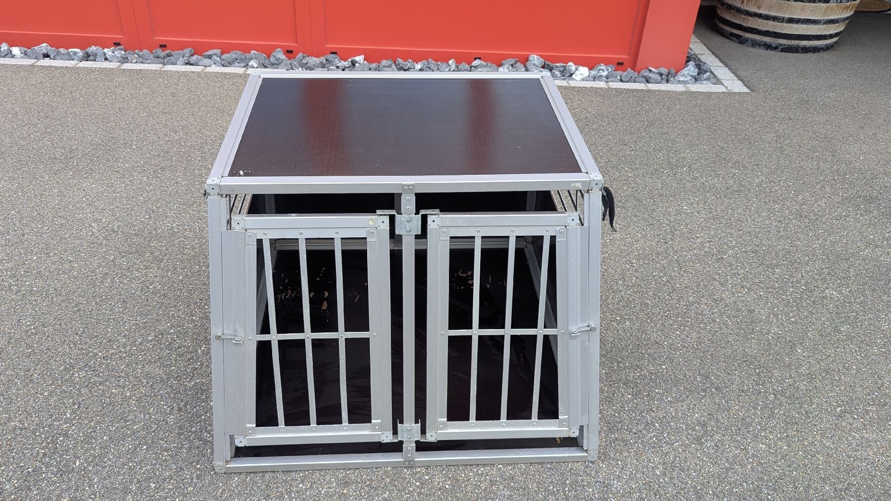 Autres décorations & accessoires: Hundebox – D'occasion à Oberiberg par P_Tra115