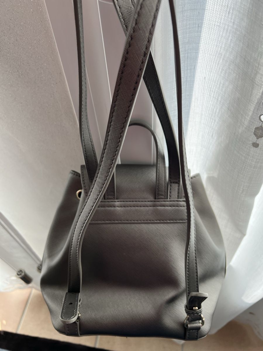 Trussardi Borse da donna: Zainetto borsa Trussardi – Usato da Cureglia venduto da dan_q2h6 1