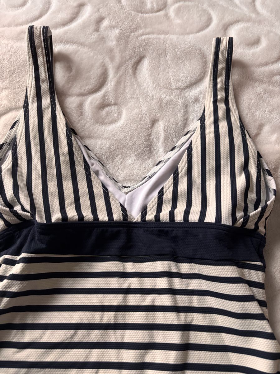 Esprit Costumi da bagno & Bikini: Esprit Badeanzug blau/weiss gestreift Grösse 40 – Usato da Weisslingen venduto da Yuna123 4