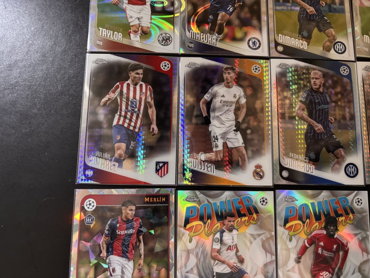 Topps Carte collezionabili: Football Trading Cards Set Collection Good Condition – Nuovo (secondo la descrizione) da Ascona venduto da ElfieLove 3