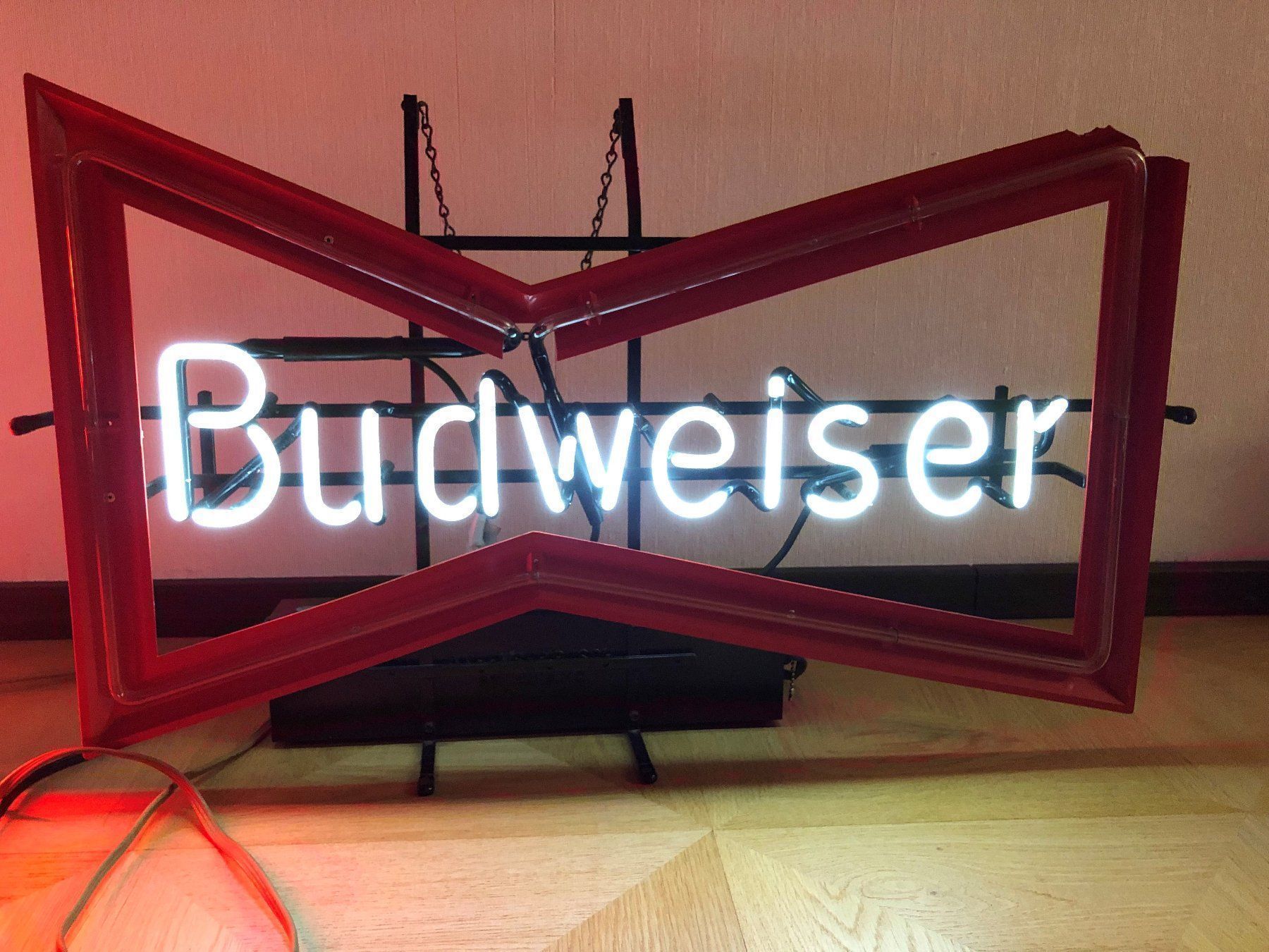 Lampen: Budweiser Neon Sign ORIGINAL vintage – Gebraucht aus Wil SG von Prosolutio 1