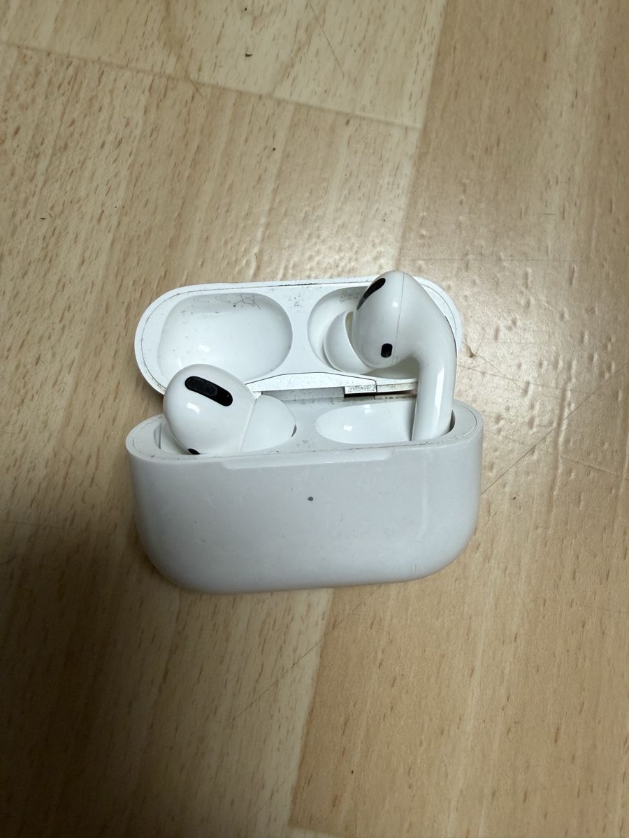 Apple Cuffie: Apple AirPods Pro – Difettoso da Triesen venduto da SwissSen