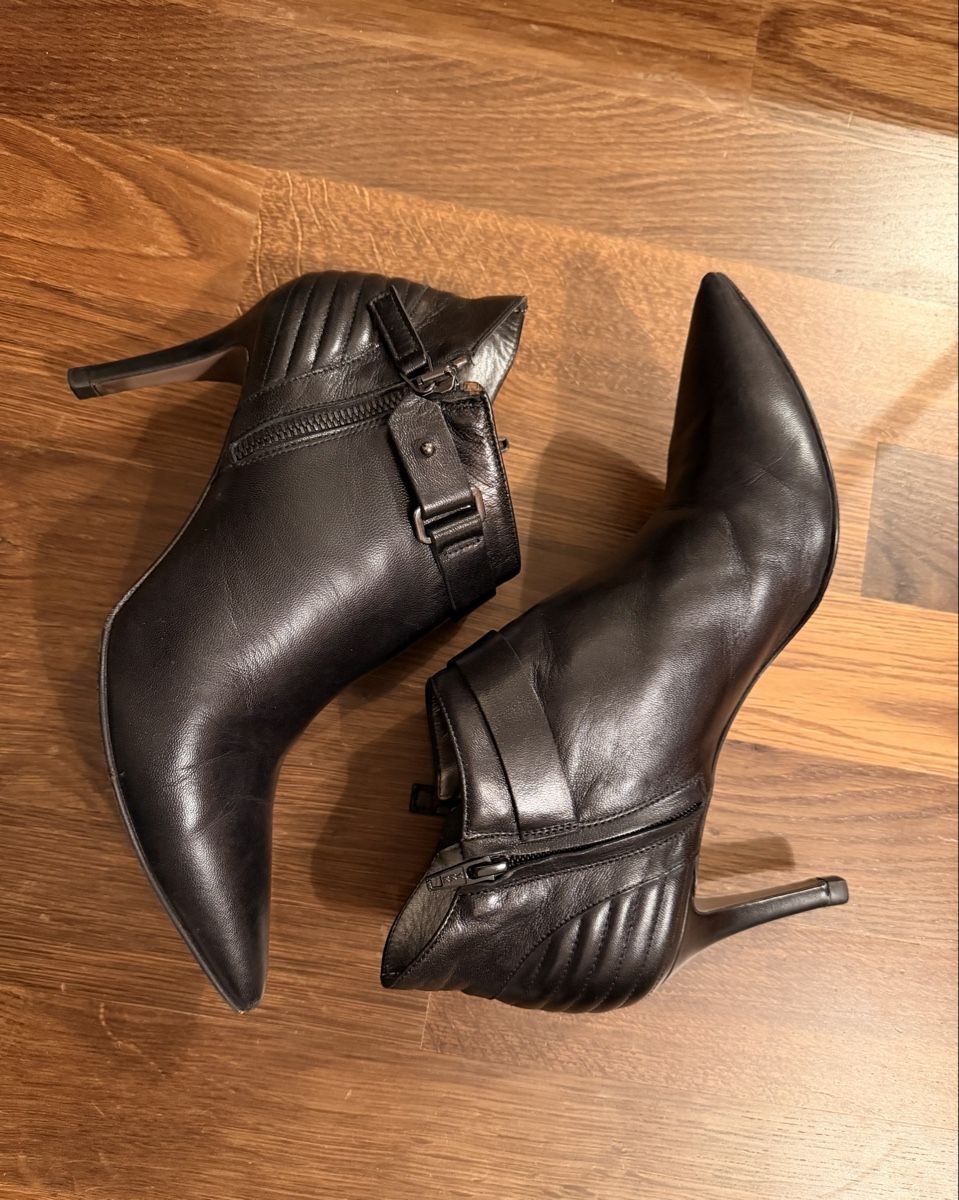 Navyboot Chaussures femmes: Navyboot Leder-Ankleboots, Grösse 40 – D'occasion à Adliswil par kazamaka 1