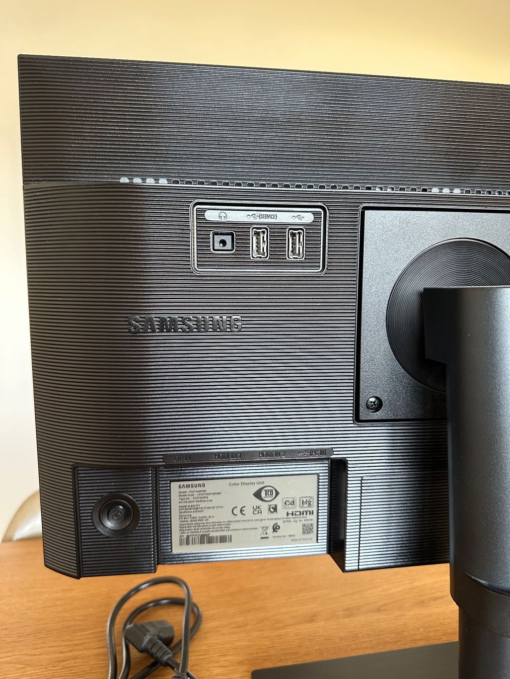 Samsung Monitore: Bildschirm Samsung – Gebraucht aus Luzern von Leumatt2015 1