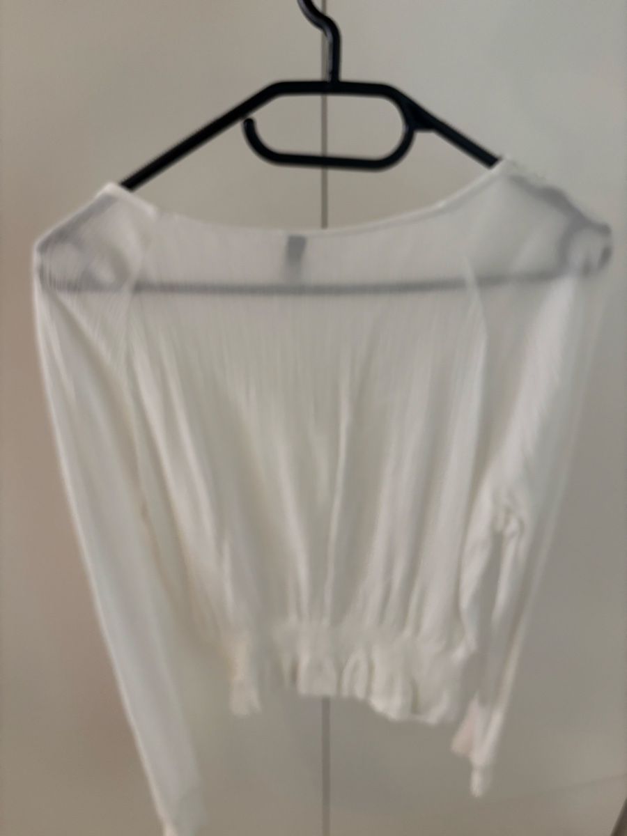Lotti di vestiti: 4er Set Damen Oberteile Gr. 36 & XS – Usato da Geroldswil venduto da ele_7hkp 4