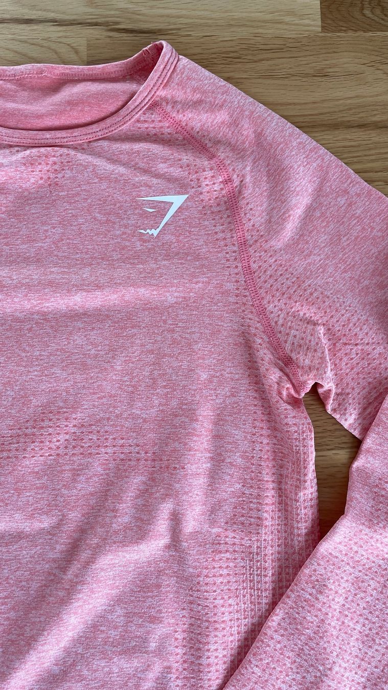 Gymshark Top: Longsleeve Gymshark, Grösse XS – Nuovo (secondo la descrizione) da Burgdorf venduto da Crown. 1