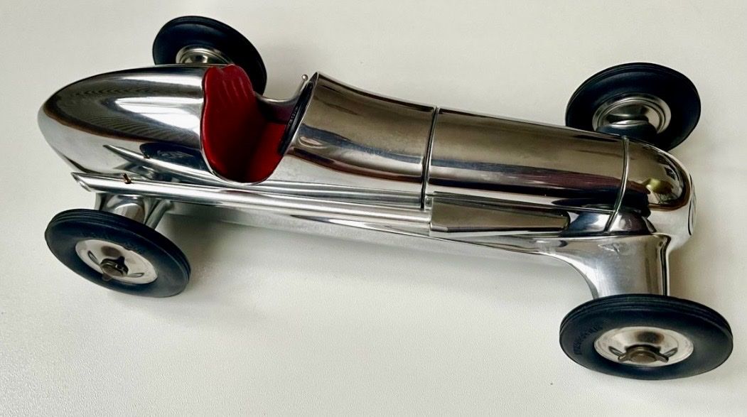 Modellini d'auto: Modellauto von Authentic Models Indianapolis RedSeat – Usato da Oberrieden venduto da naanuu 3