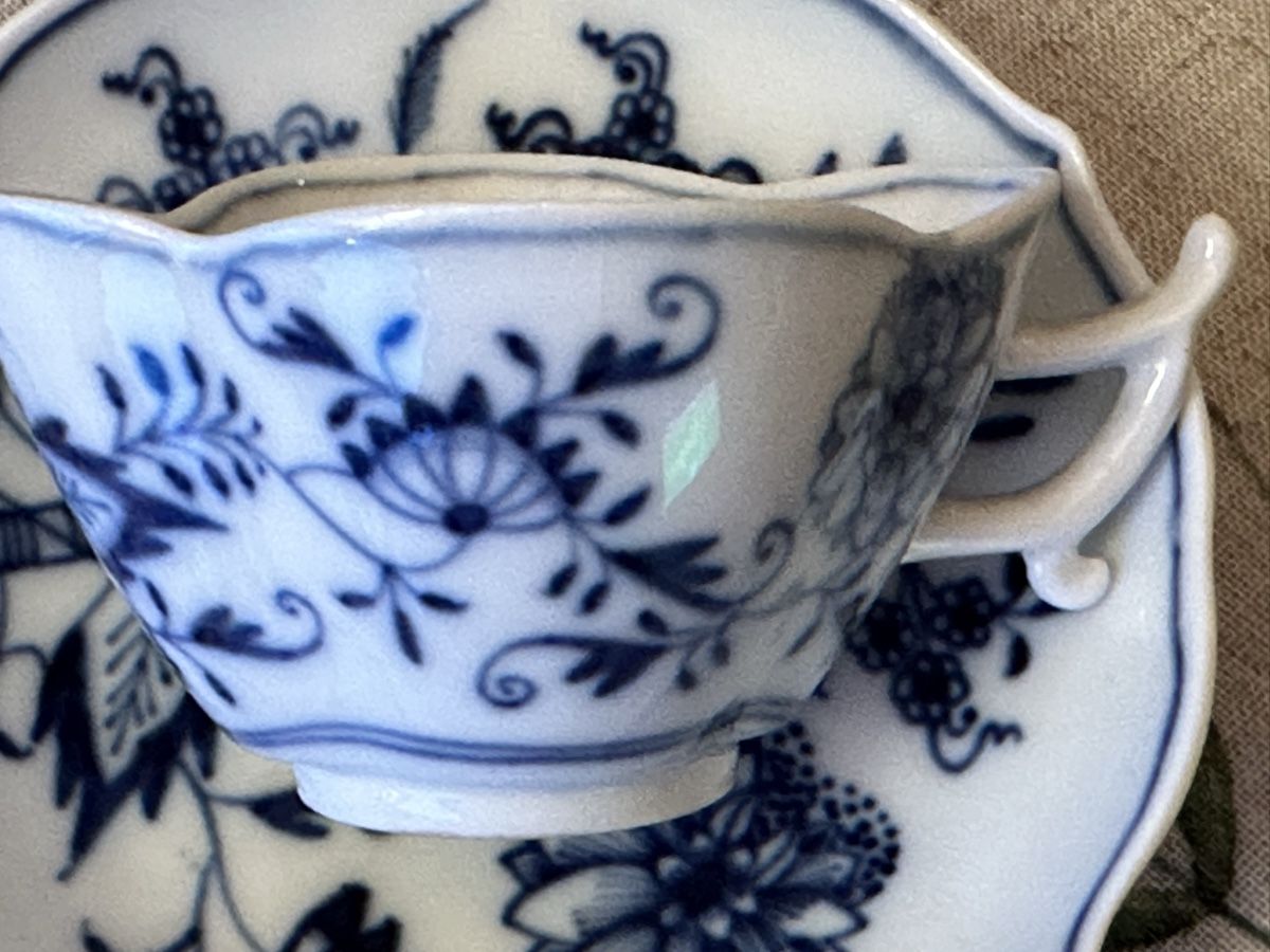 Tazze: Meissen Tasse mit Teller – Usato da Herbriggen venduto da Sehrazade 2