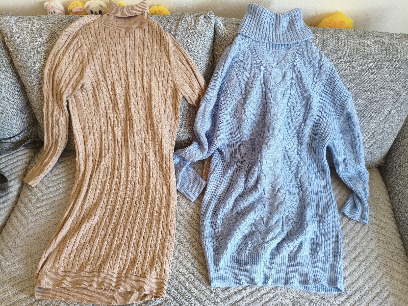 Lotti di vestiti: Lot 2 robes pulls cols roulés S – Usato da Lausanne venduto da IseeIceasCream
