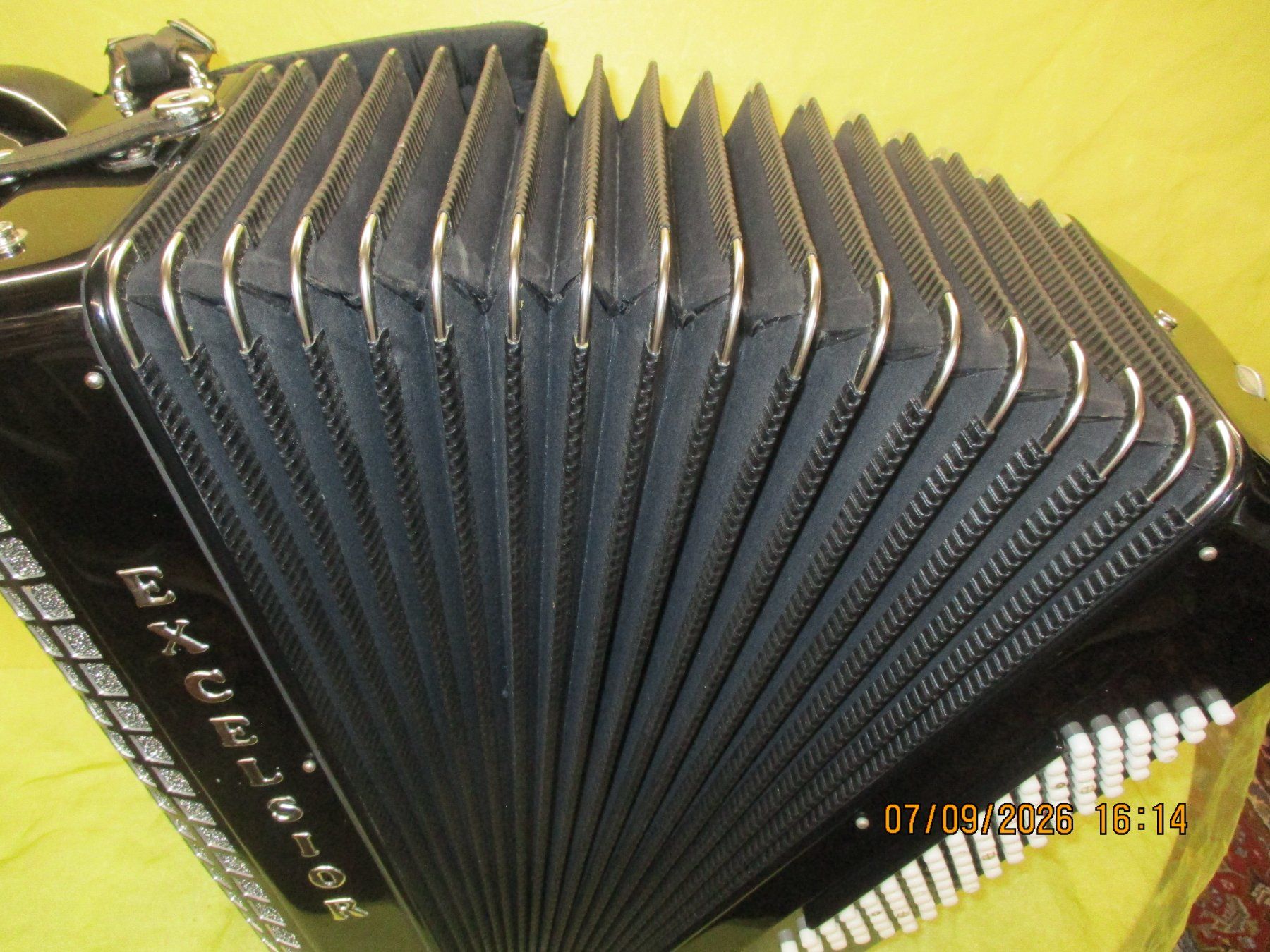 Strumenti musicali: Akkordeon Excelsior III Converter – Usato da Jegenstorf venduto da Oktavio 4