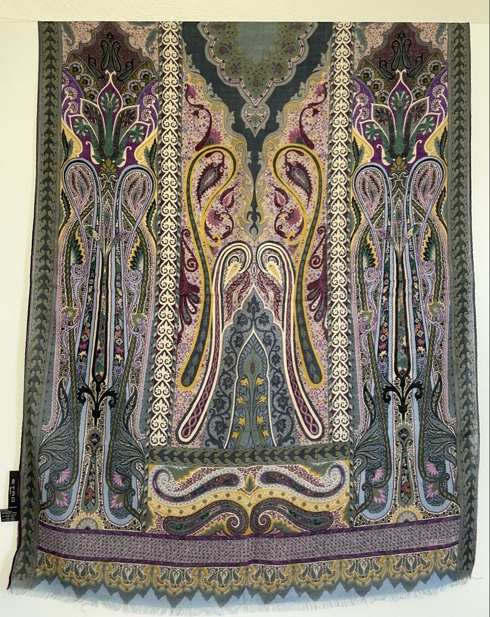 Etro Foulard & Sciarpe: Etro Damen Schal  – Usato da Lengwil venduto da isa_7wyt 2