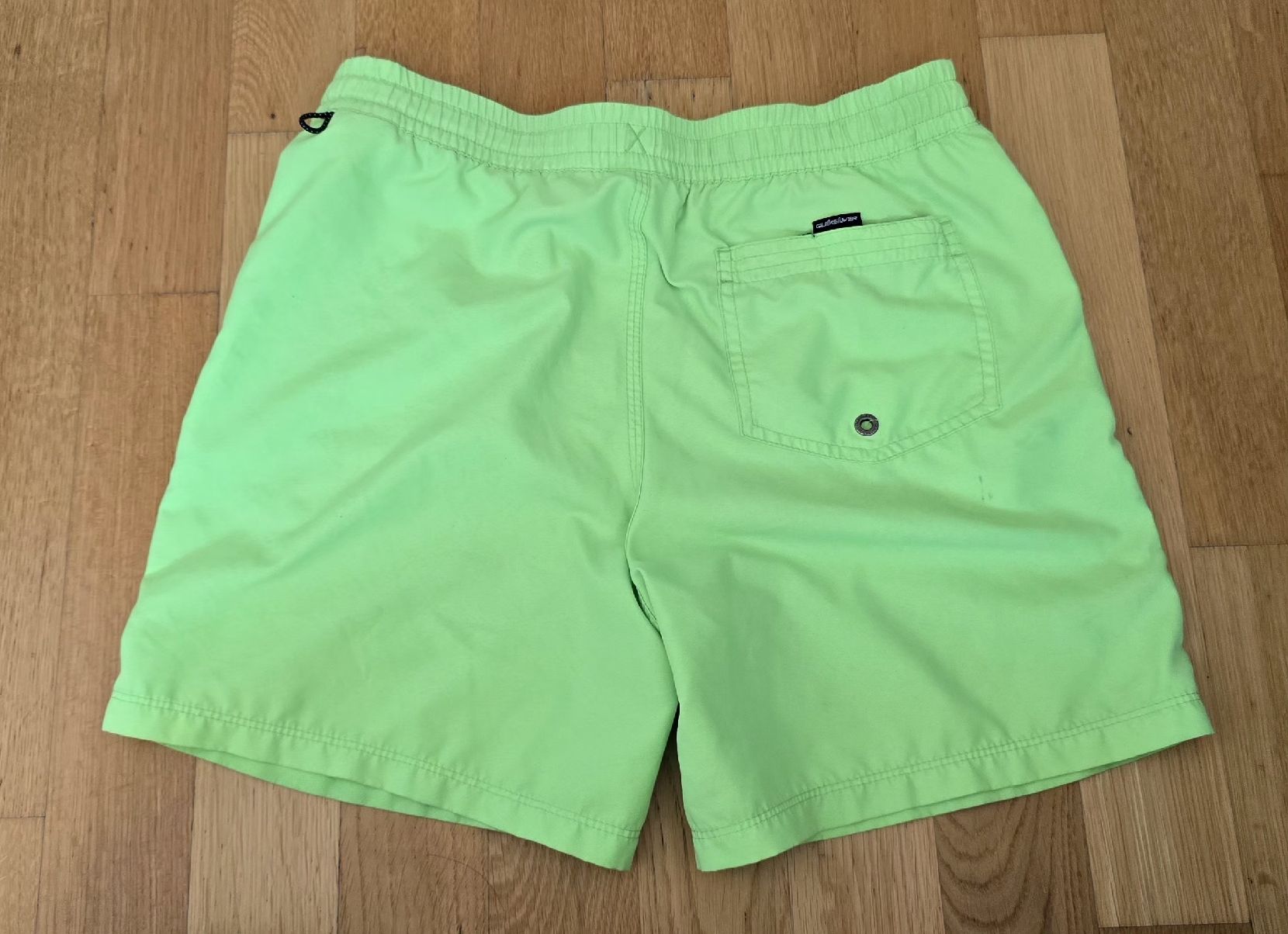 Quiksilver Costumi da bagno: Short de bain Quiksilver vert citron, Taille L junior 14 – Usato da Genève venduto da MariaS2 4