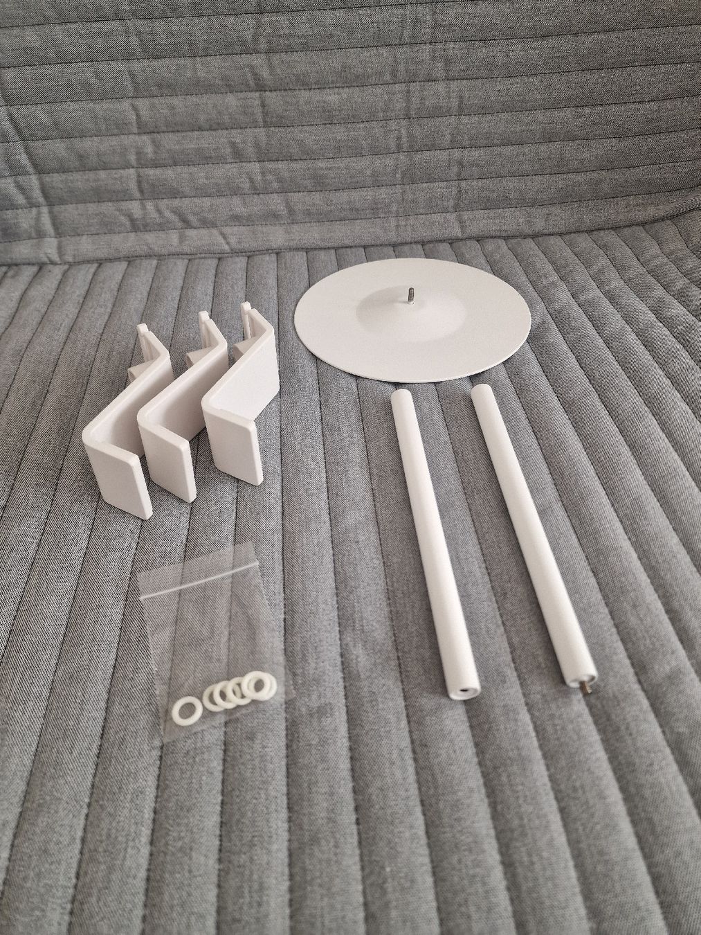 Sonstige Dekorationen & Accessoires: Yamazaki Controller-Ständer – Gebraucht aus Beringen von Ele_Ely23 3