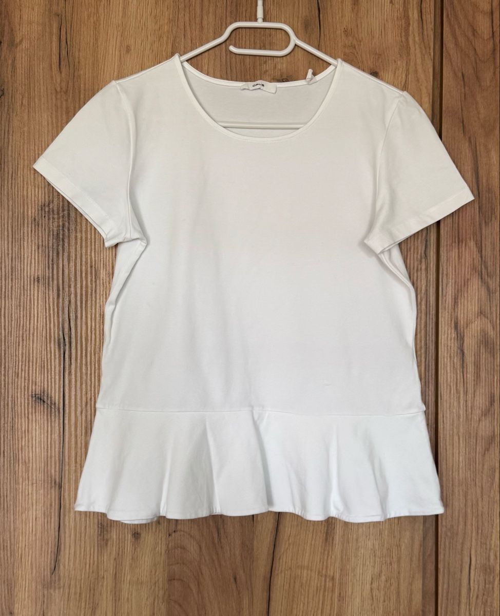 Opus T-Shirts: Opus T-Shirt Weiss Grösse 40 – Gebraucht aus Flumenthal von Krajan