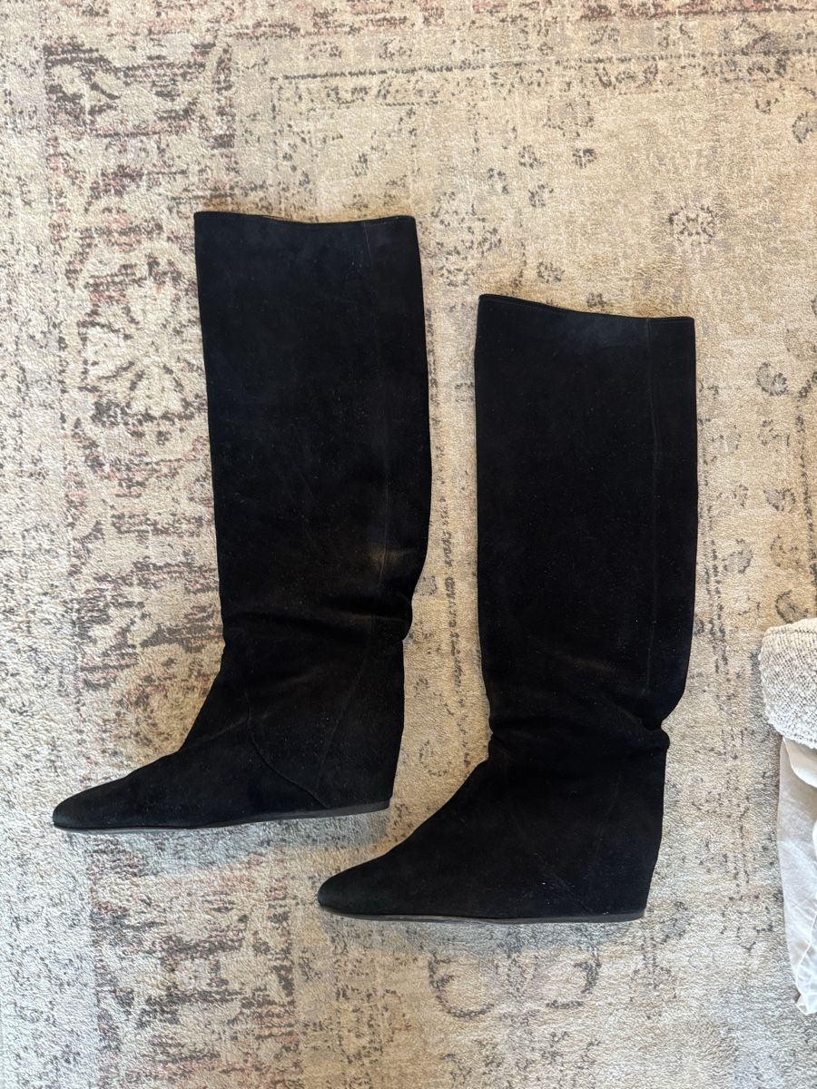 Lanvin Damenschuhe: Lanvin suede boots 37 – Gebraucht aus Kilchberg ZH von roz_qcj7